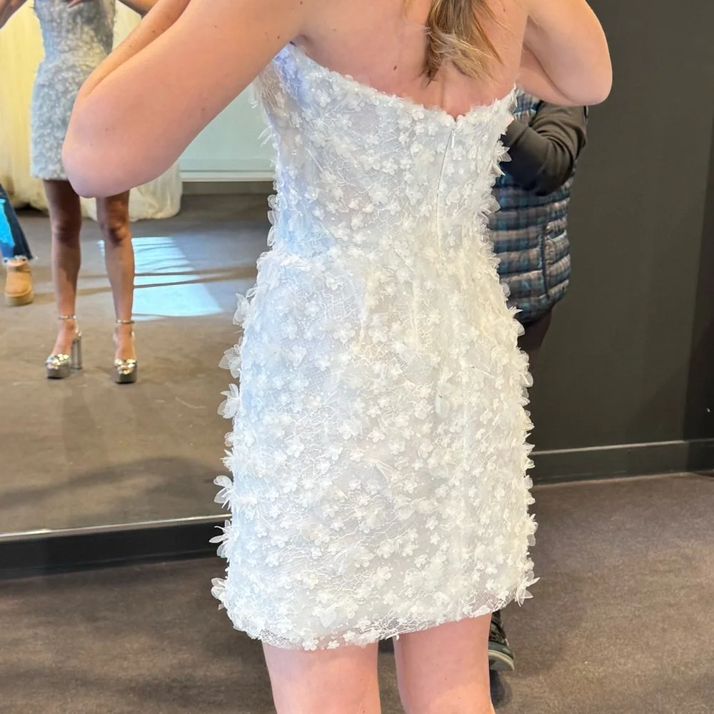 Ines Di Santo Bridal Reflection Mini Dress in White 3D Floral Lace - Picture 6 of 17